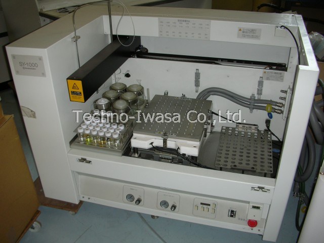 �������u