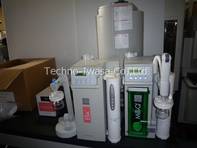 �����������u