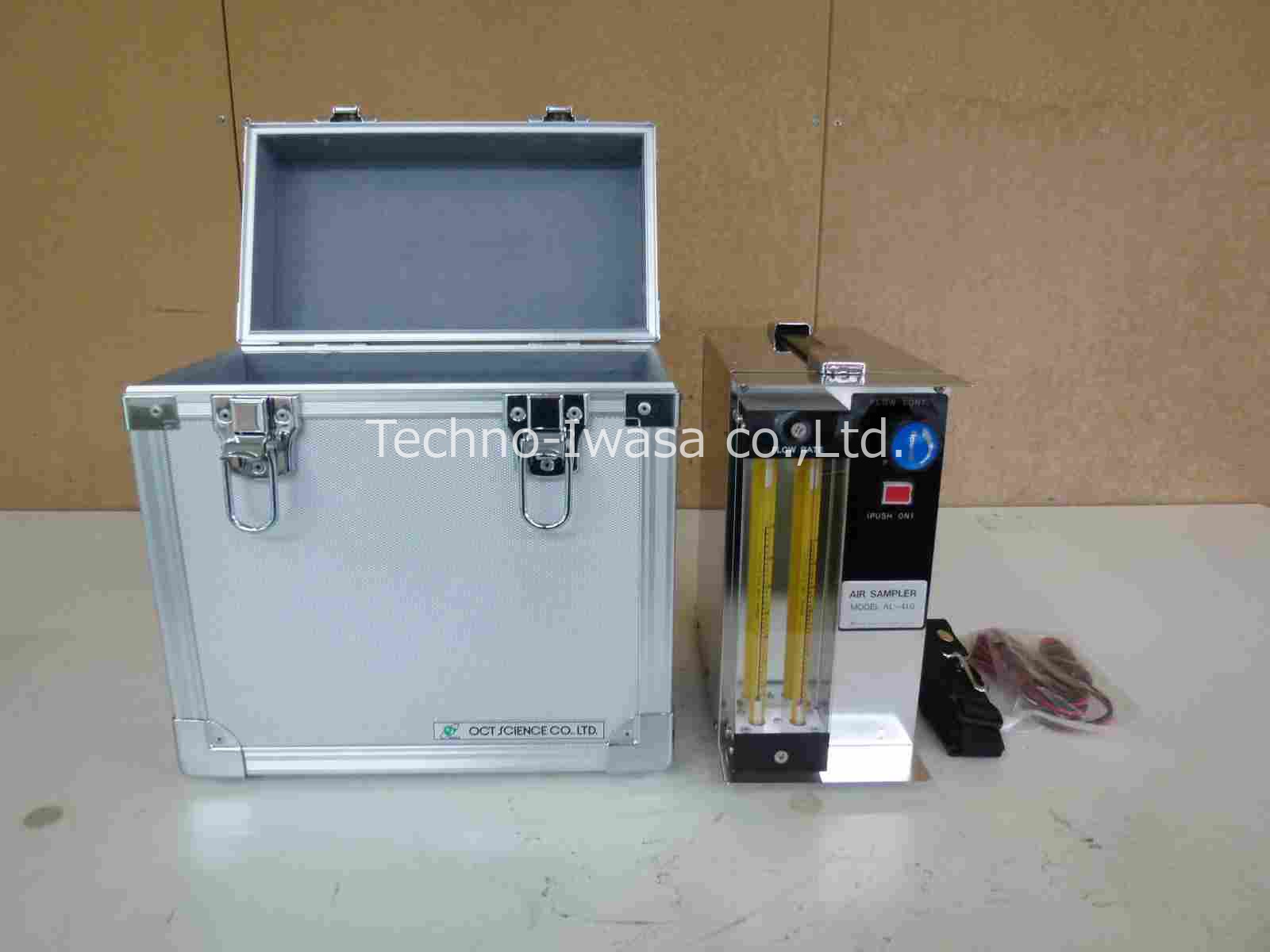 ��-�����-