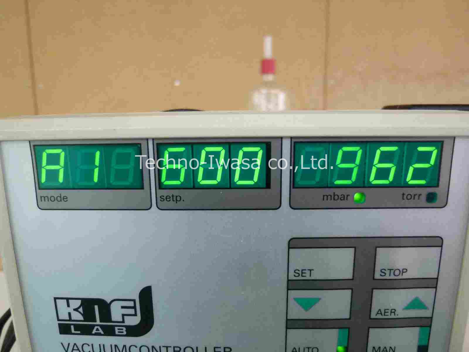 �n�}������u