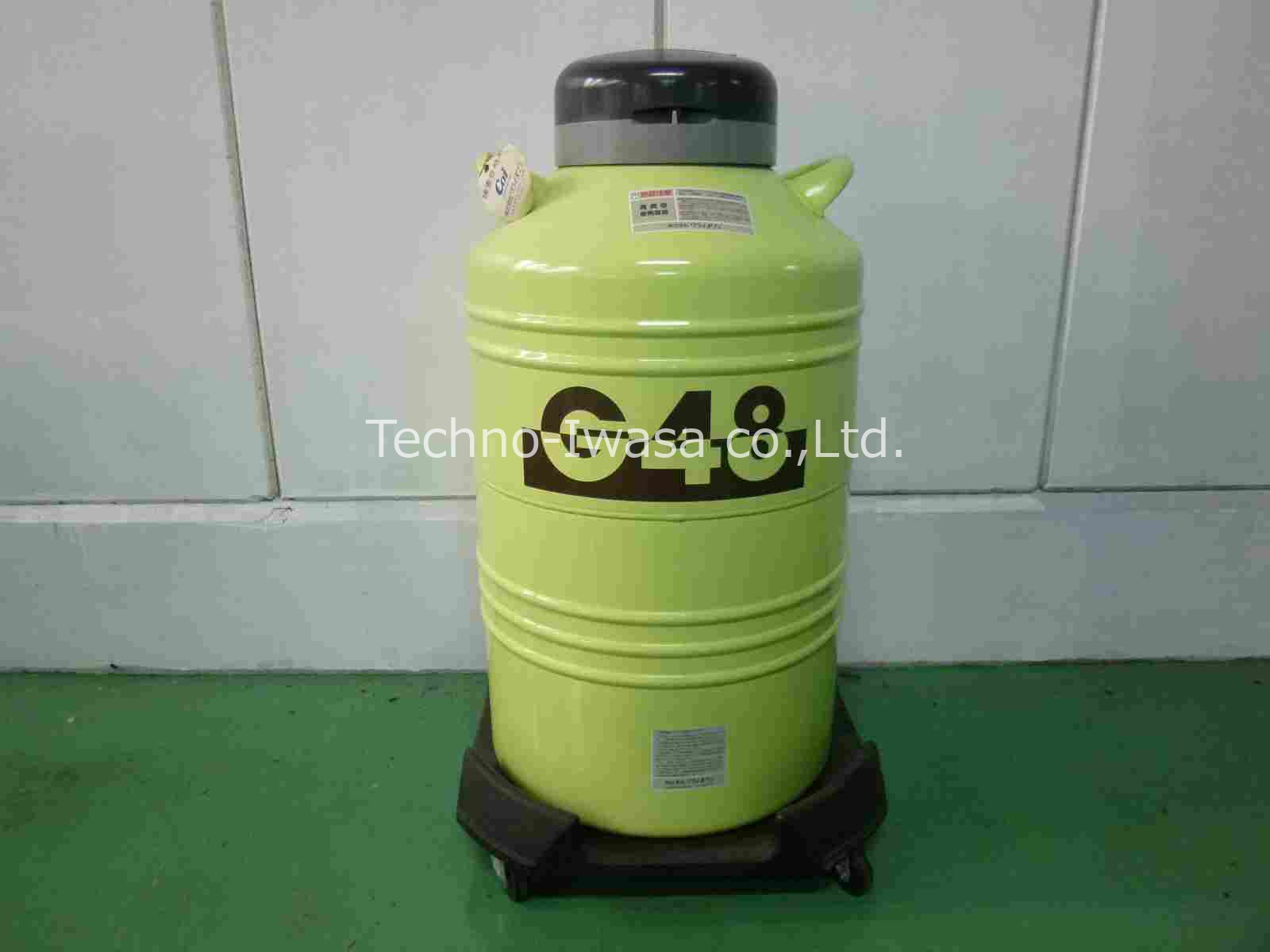 �t�̒��f�ۑ��e��