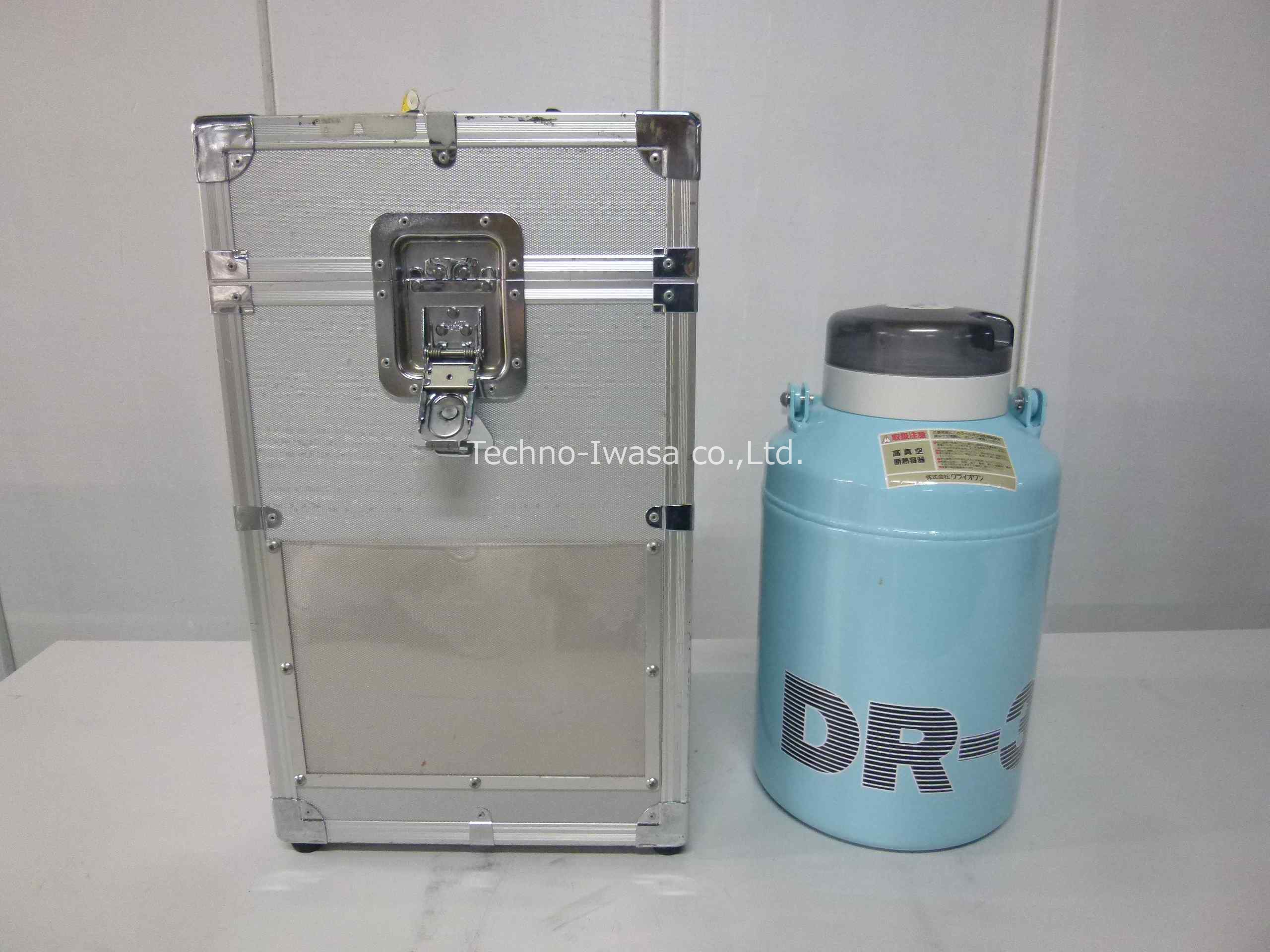 �t�̒��f�ۑ��e��